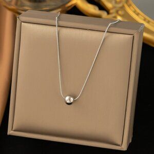 Stainless Steel Pendant Minimalist Necklace Color Silver